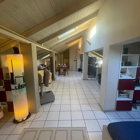 아파트 Lecasedialex It Casa Kiwi 키에리